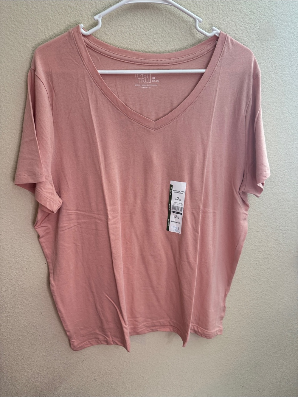 Time and Tru Dusty Pink V-Neck Short Sleeve Tee